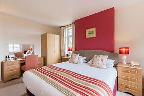Northfield Hotel