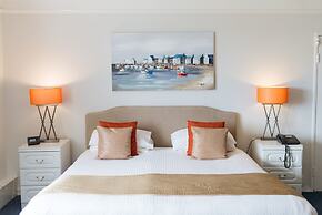 Northfield Hotel