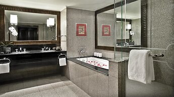 Anantara Siam Bangkok Hotel