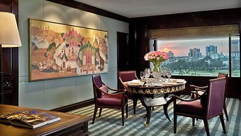 Anantara Siam Bangkok Hotel