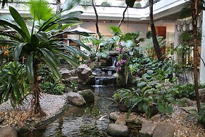 Anantara Siam Bangkok Hotel