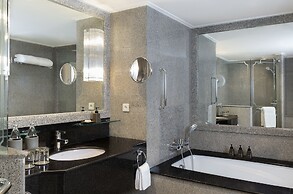 Anantara Siam Bangkok Hotel