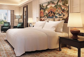 Anantara Siam Bangkok Hotel