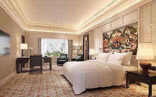Anantara Siam Bangkok Hotel