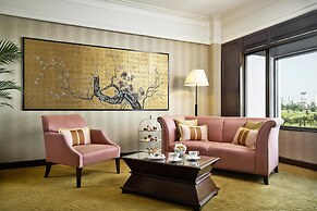 Anantara Siam Bangkok Hotel