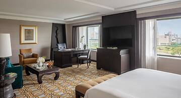 Anantara Siam Bangkok Hotel
