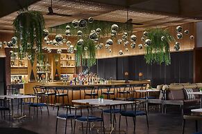 Anantara Siam Bangkok Hotel