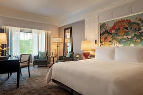 Anantara Siam Bangkok Hotel