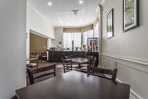 Sleep Inn On The Beach