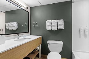 Spark by Hilton Bensalem Philadelphia