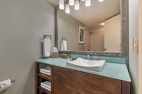 Omni Corpus Christi Hotel