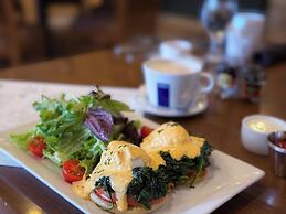 Crowne Plaza Phoenix - Chandler Golf Resort by IHG