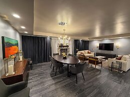 Crowne Plaza Phoenix - Chandler Golf Resort by IHG