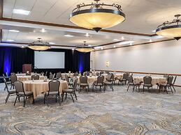 Crowne Plaza Phoenix - Chandler Golf Resort by IHG