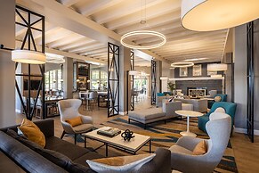 Crowne Plaza Phoenix - Chandler Golf Resort by IHG