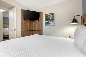 Best Western Plus A Wayfarer's Inn And Suites