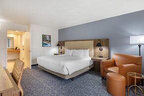 Best Western Plus A Wayfarer's Inn And Suites