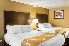 Quality Inn & Suites Houghton Downtown