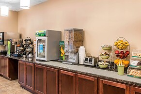 Quality Inn & Suites Houghton Downtown