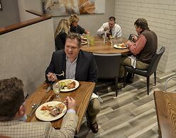 Holiday Inn Fargo by IHG