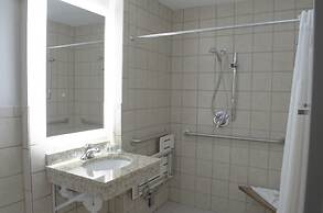 Holiday Inn Fargo by IHG