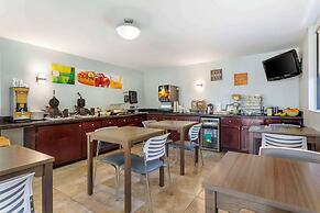 Quality Inn & Suites St Augustine Beach Area