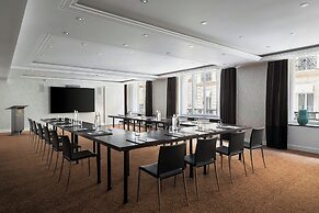 Prince de Galles, a Luxury Collection Hotel, Paris