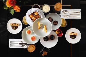Prince de Galles, a Luxury Collection Hotel, Paris