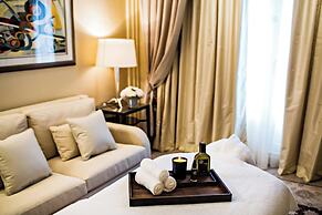 Prince de Galles, a Luxury Collection Hotel, Paris