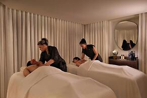Prince de Galles, a Luxury Collection Hotel, Paris