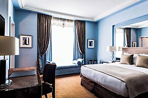 Prince de Galles, a Luxury Collection Hotel, Paris