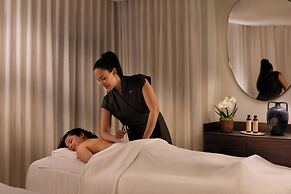 Prince de Galles, a Luxury Collection Hotel, Paris