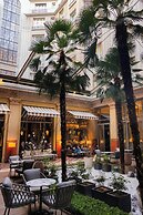 Prince de Galles, a Luxury Collection Hotel, Paris
