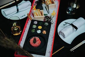 Prince de Galles, a Luxury Collection Hotel, Paris