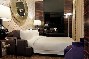 Prince de Galles, a Luxury Collection Hotel, Paris