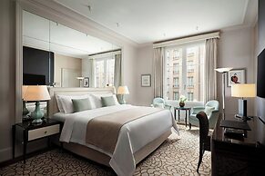 Prince de Galles, a Luxury Collection Hotel, Paris