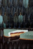 Prince de Galles, a Luxury Collection Hotel, Paris