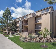 Seventh Mountain Resort