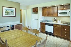 Seventh Mountain Resort