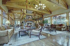 Seventh Mountain Resort