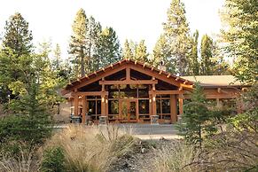 Seventh Mountain Resort