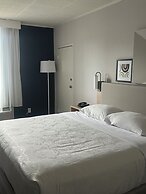 Lockport Hotel