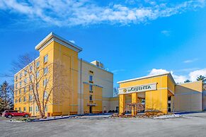 La Quinta Inn & Suites by Wyndham Danbury