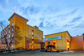 La Quinta Inn & Suites by Wyndham Danbury