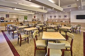 La Quinta Inn & Suites by Wyndham Danbury