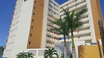 Las Flores Beach Resort