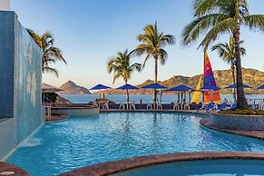 SUITES LAS FLORES BEACH MAZATLAN