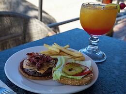 SUITES LAS FLORES BEACH MAZATLAN