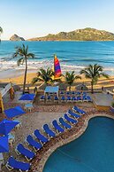 SUITES LAS FLORES BEACH MAZATLAN