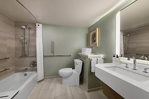 Sonesta Miami Airport